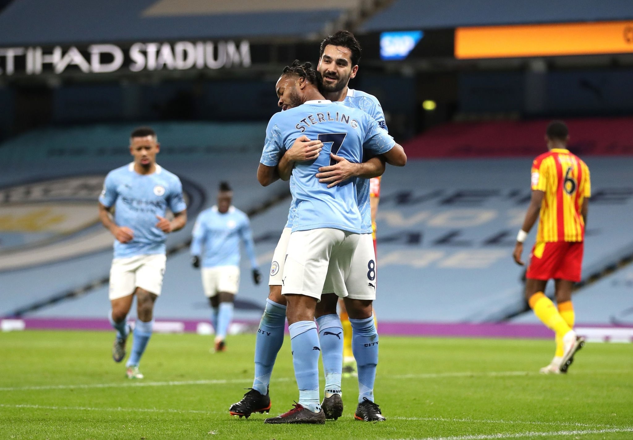 小组第一晋级亚洲杯正赛 中国男篮短期目标完成一半.