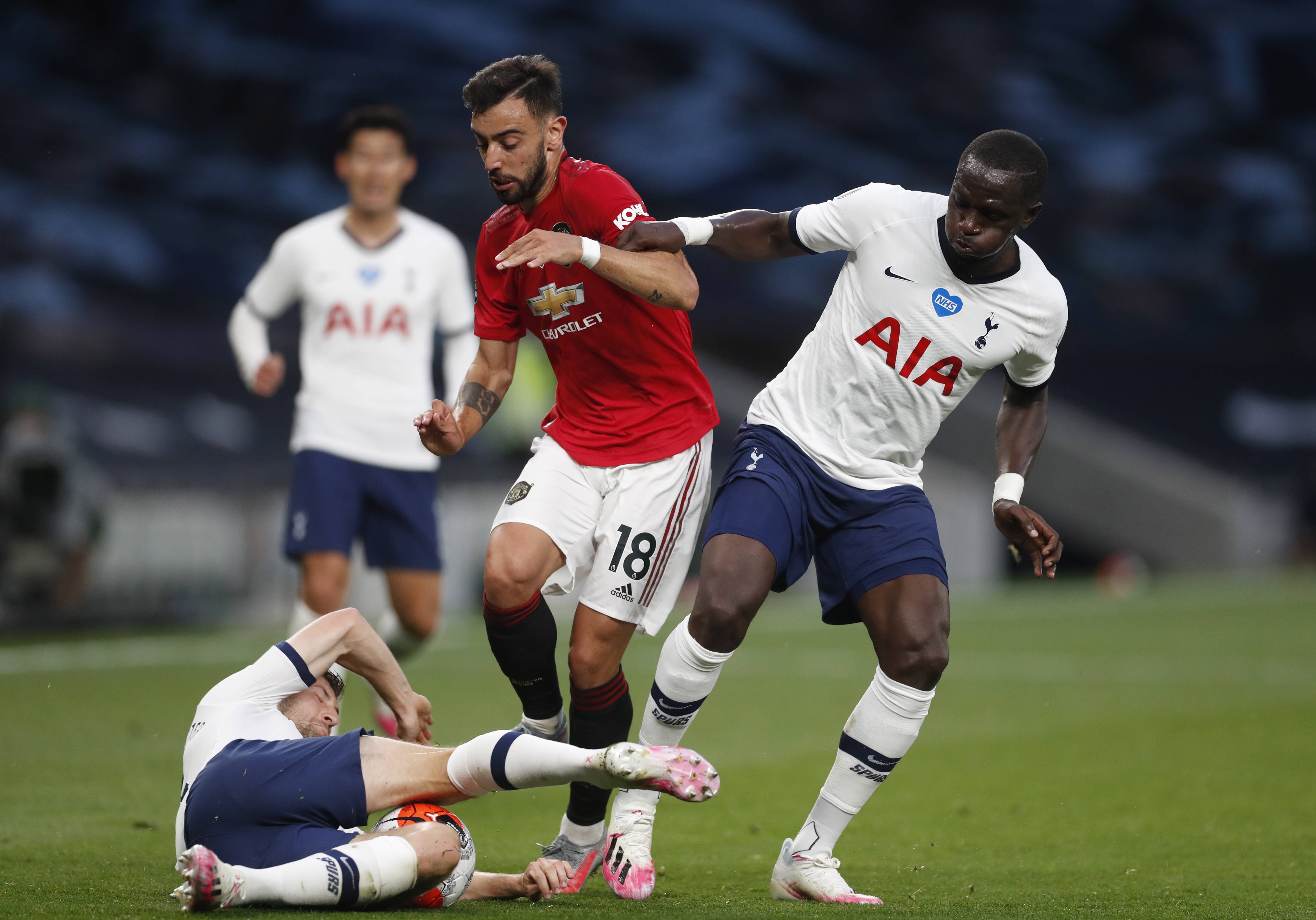 英格兰足总杯：加时取胜 热刺队3-0塔姆沃思队.